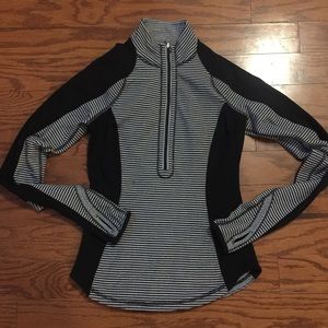 Lululemon Size 2 halfzip